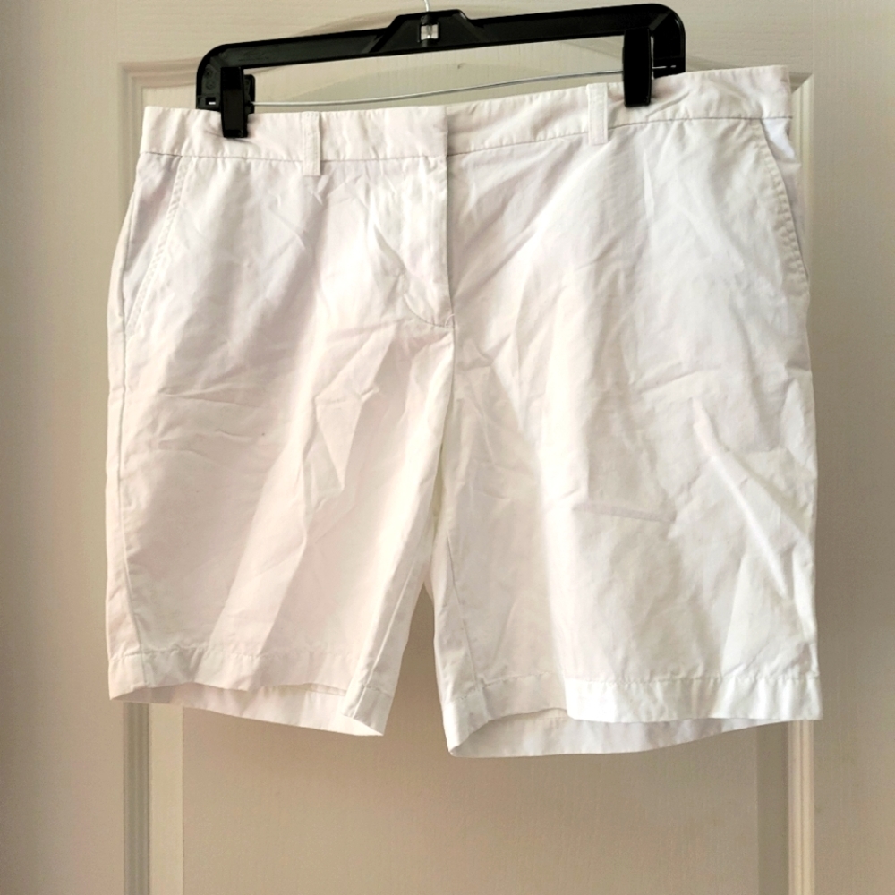 Tommy Hilfiger white shorts